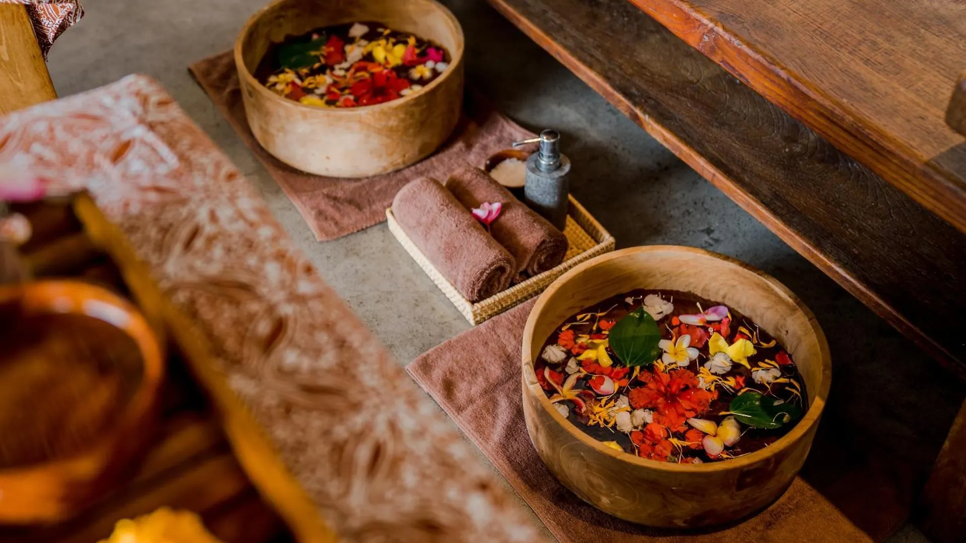 Purana Suite Ubud インドネシア