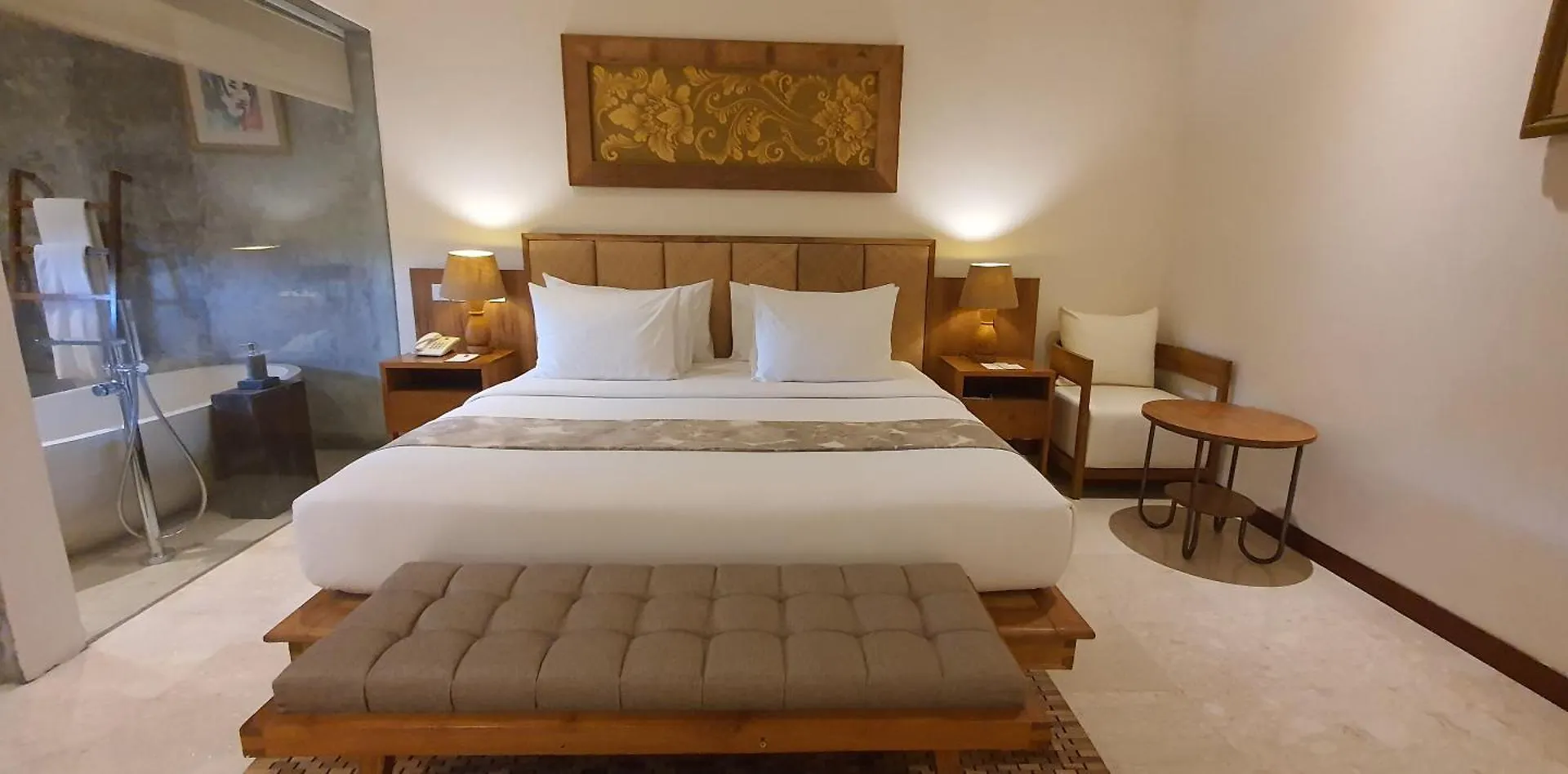 Purana Suite Ubud 5*, ウブド