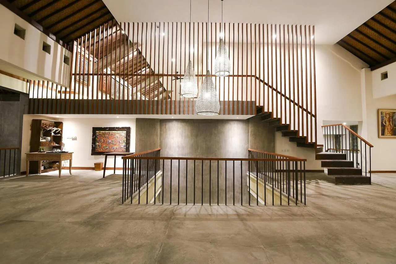 Purana Suite Ubud 5*, ウブド